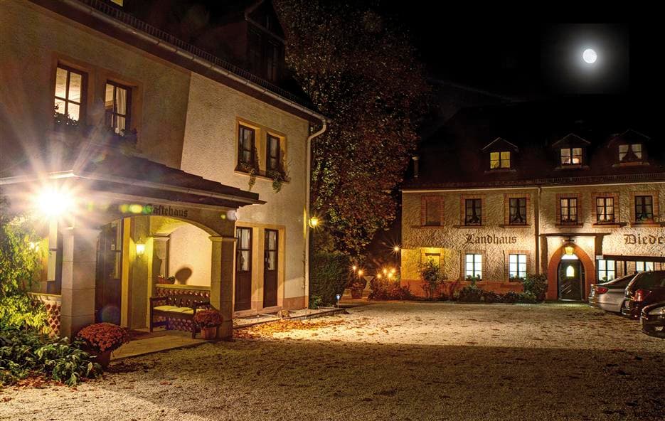 Landhaus Diedert bei Nacht